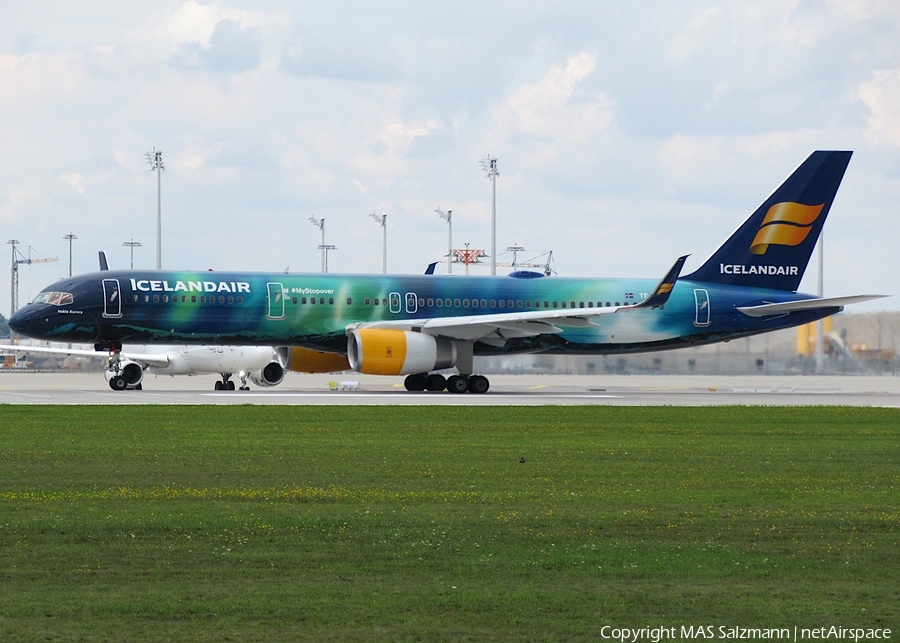 Icelandair Boeing 757-256 (TF-FIU) | Photo 401086