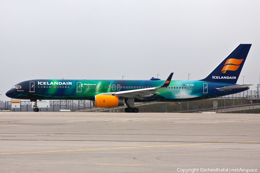 Icelandair Boeing 757-256 (TF-FIU) | Photo 71924