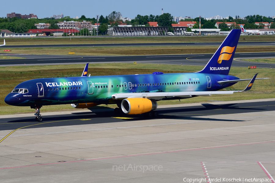 Icelandair Boeing 757-256 (TF-FIU) | Photo 245044