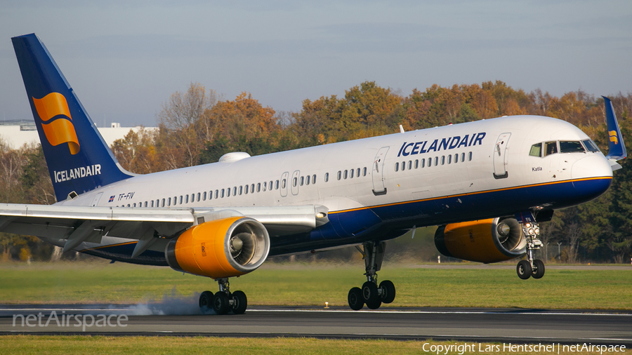 Icelandair Boeing 757-208 (TF-FIV) | Photo 358053