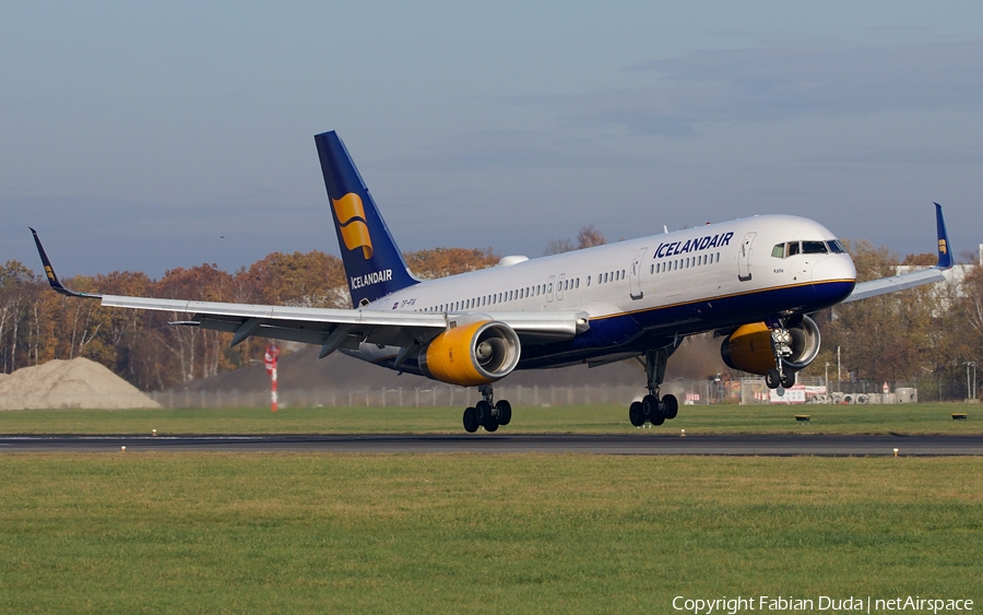 Icelandair Boeing 757-208 (TF-FIV) | Photo 385075