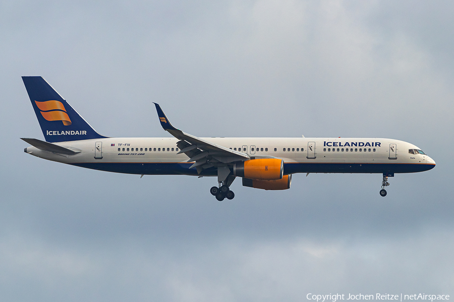 Icelandair Boeing 757-208 (TF-FIV) | Photo 473568