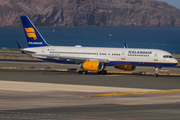 Icelandair Boeing 757-208 (TF-FIV) at  Gran Canaria, Spain