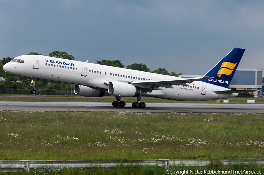 Icelandair Boeing 757-27B (TF-FIW) | Photo 324802