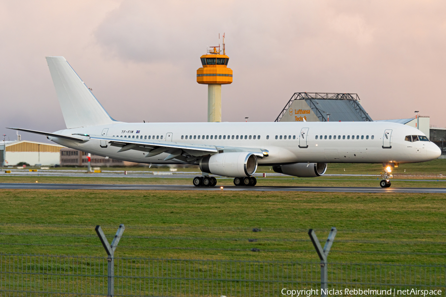 Icelandair Boeing 757-27B (TF-FIW) | Photo 372584