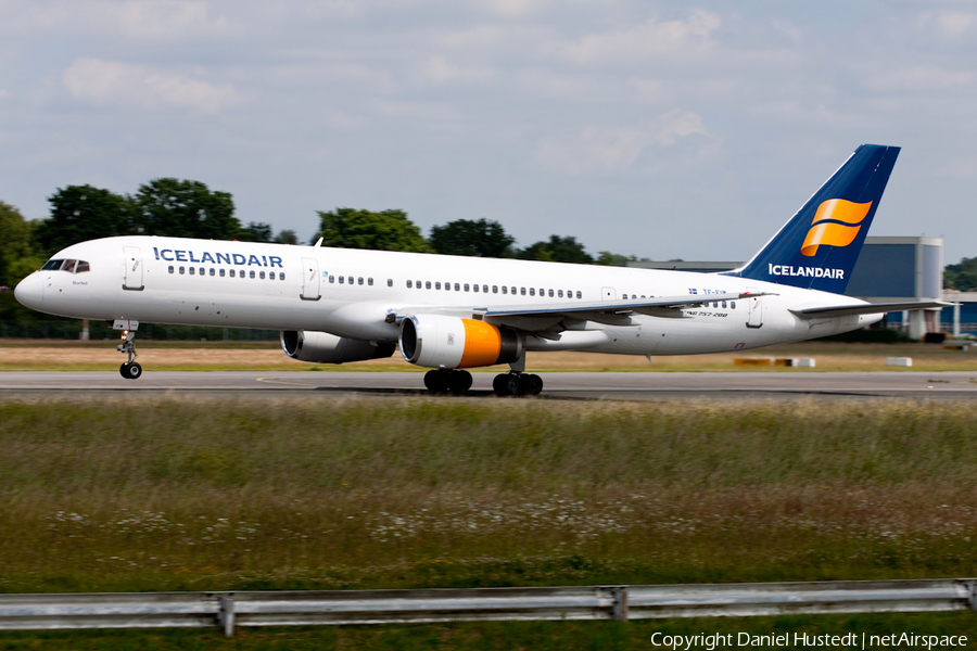 Icelandair Boeing 757-27B (TF-FIW) | Photo 480771