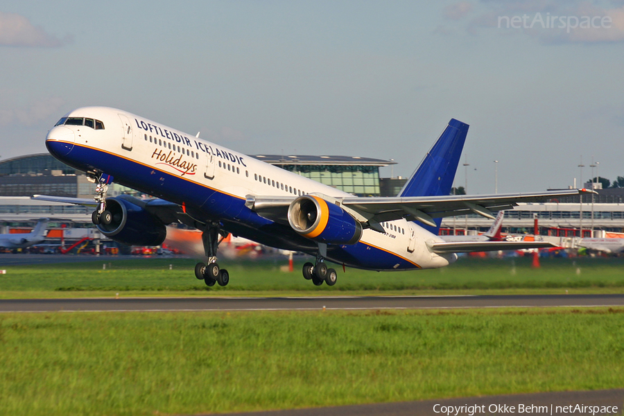 Loftleidir Icelandic (Icelandair) Boeing 757-27B (TF-FIW) | Photo 38628