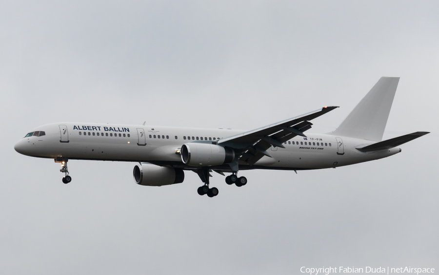 TACV - Cabo Verde Airlines (Icelandair) Boeing 757-27B (TF-FIW) | Photo 290029