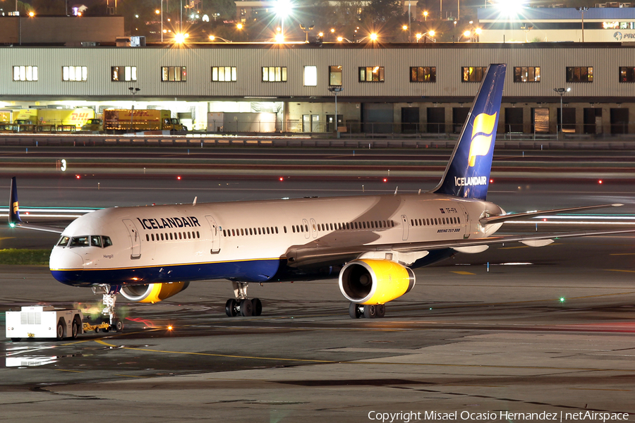 Icelandair Boeing 757-308 (TF-FIX) | Photo 68926