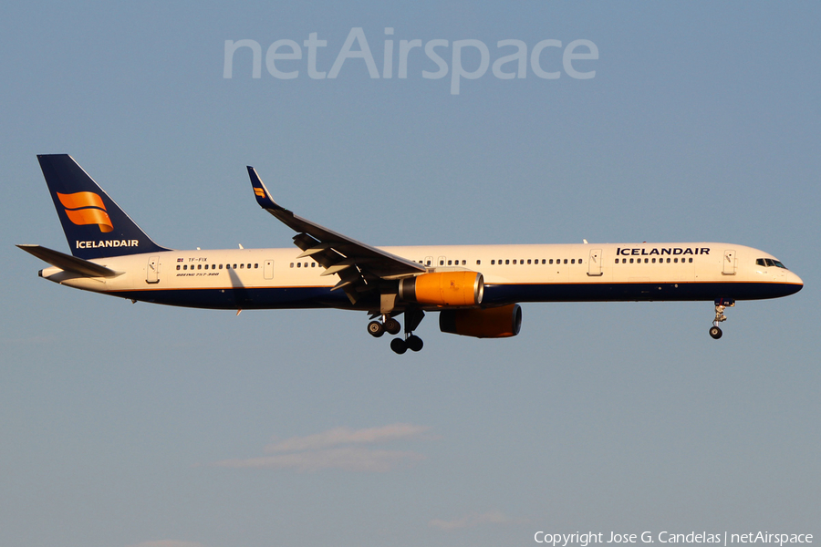 Icelandair Boeing 757-308 (TF-FIX) | Photo 78371