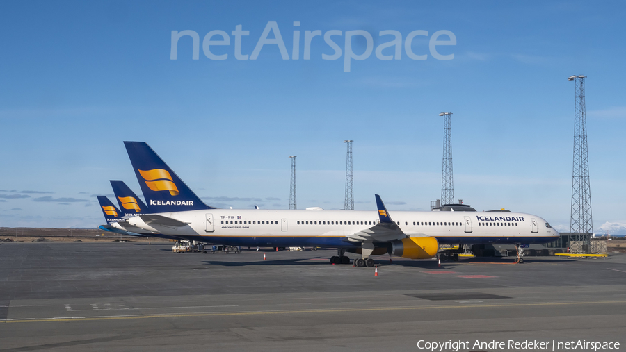 Icelandair Boeing 757-308 (TF-FIX) | Photo 677498
