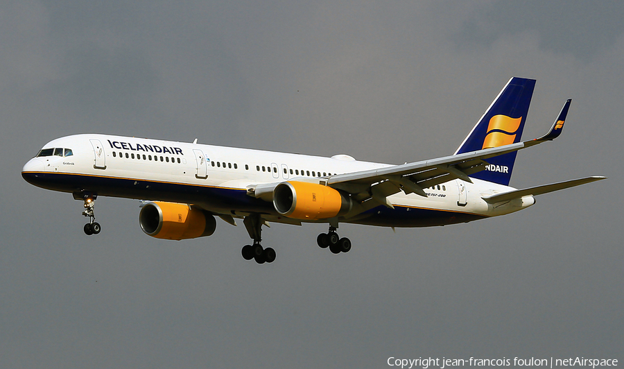 Icelandair Boeing 757-256 (TF-FIY) | Photo 55501