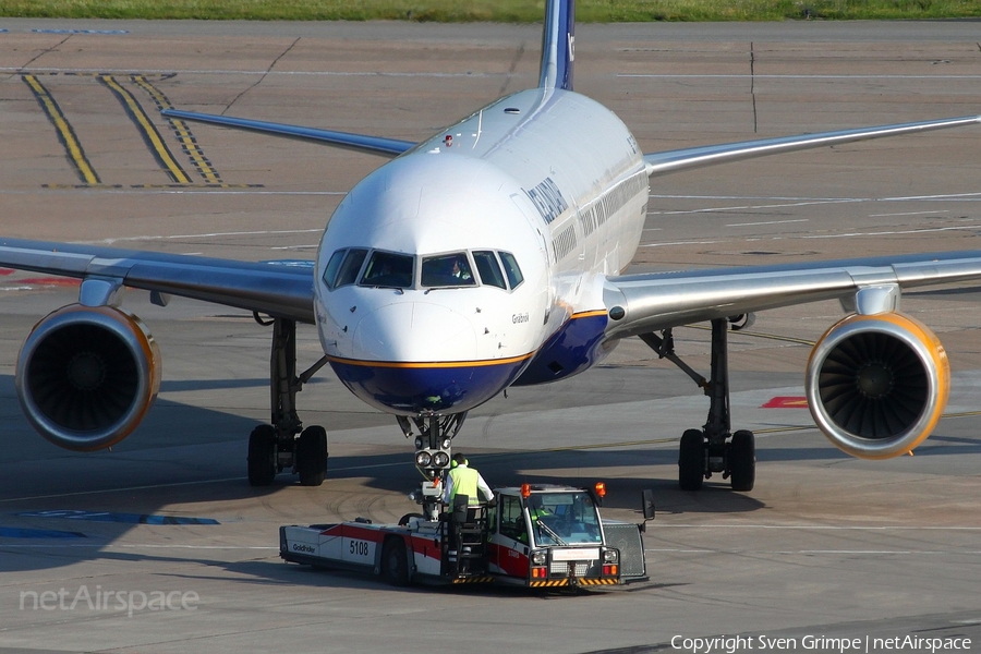 Icelandair Boeing 757-256 (TF-FIY) | Photo 15545