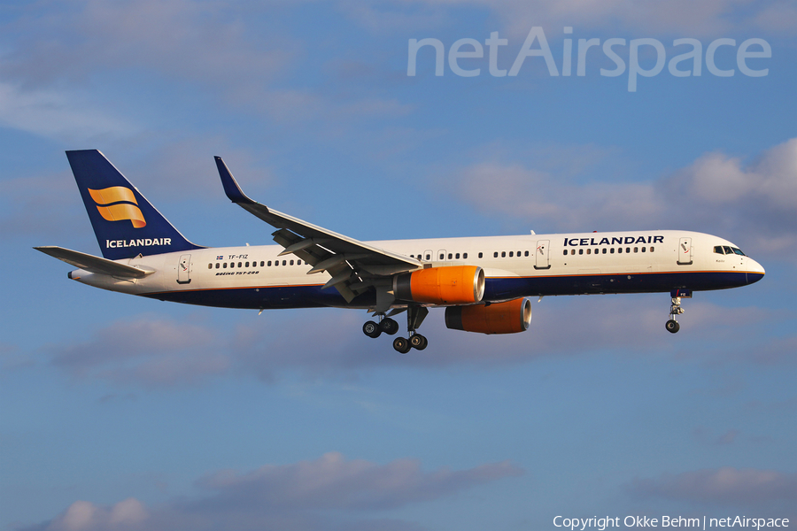 Icelandair Boeing 757-256 (TF-FIZ) | Photo 72693