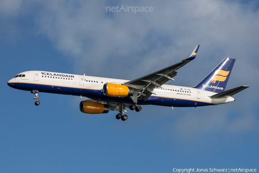 Icelandair Boeing 757-223 (TF-ISD) | Photo 89405