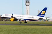 Icelandair Boeing 757-223 (TF-ISD) at  Dublin, Ireland