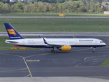 Icelandair Boeing 757-223 (TF-ISF) at  Dusseldorf - International, Germany