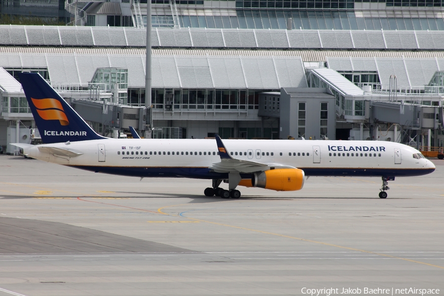 Icelandair Boeing 757-223 (TF-ISF) | Photo 140267