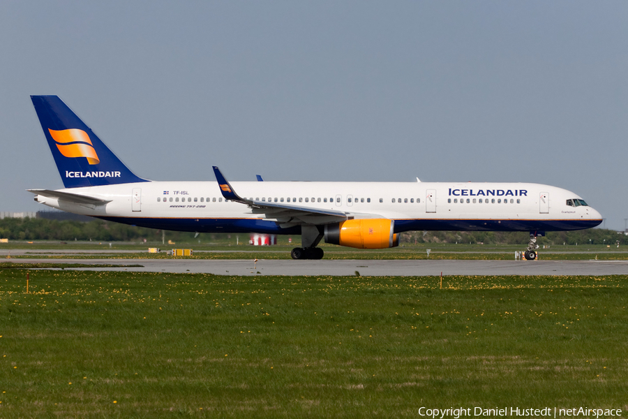Icelandair Boeing 757-223 (TF-ISL) | Photo 658991