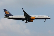 Icelandair Boeing 757-223 (TF-ISL) at  London - Heathrow, United Kingdom