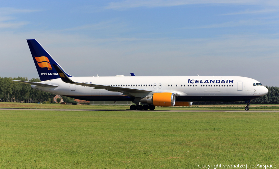 Icelandair Boeing 767-319(ER) (TF-ISN) | Photo 120527