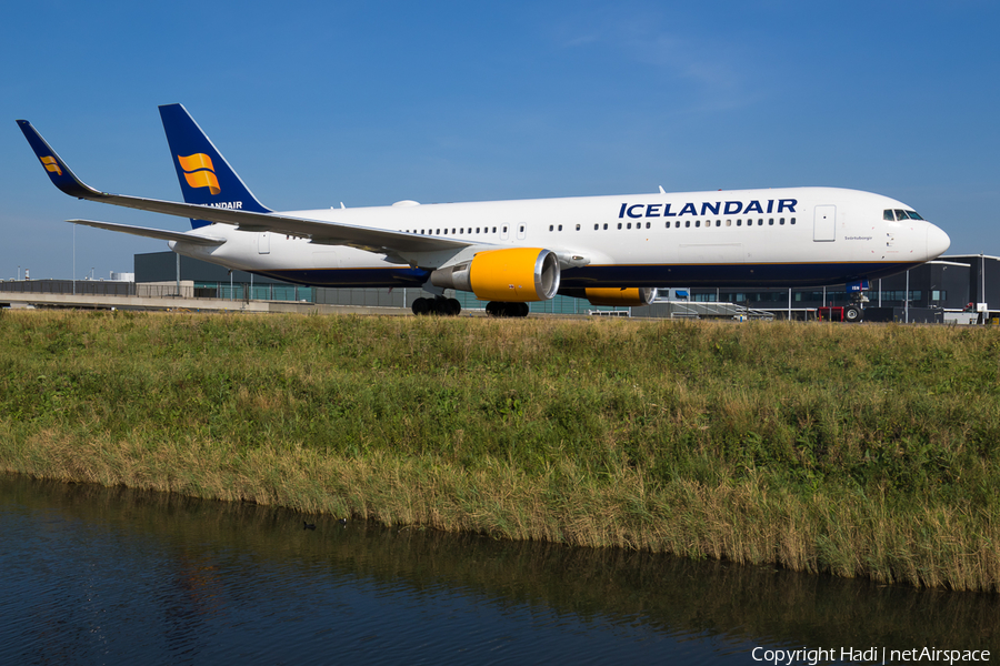 Icelandair Boeing 767-319(ER) (TF-ISN) | Photo 125409