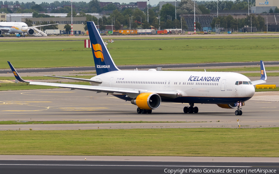 Icelandair Boeing 767-319(ER) (TF-ISN) | Photo 350065