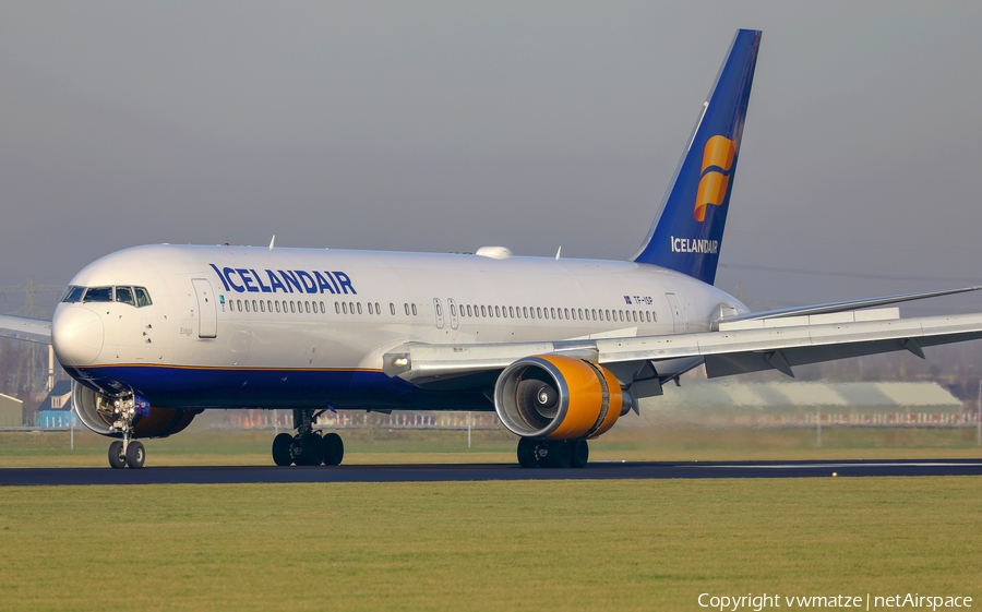 Icelandair Boeing 767-319(ER) (TF-ISP) | Photo 429147