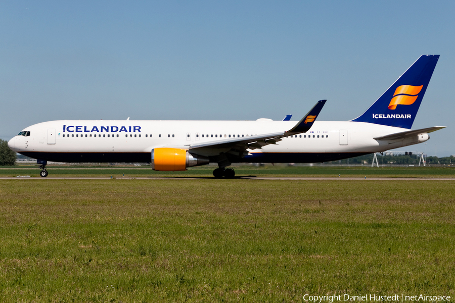Icelandair Boeing 767-319(ER) (TF-ISP) | Photo 479499