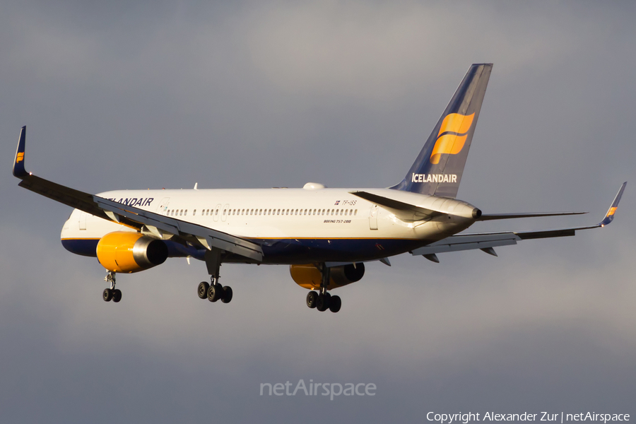 Icelandair Boeing 757-223 (TF-ISS) | Photo 129354