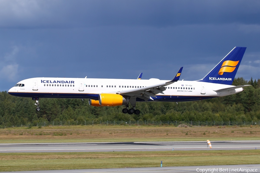Icelandair Boeing 757-256 (TF-ISV) | Photo 125916