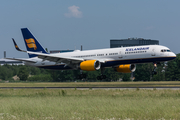 Icelandair Boeing 757-256 (TF-ISV) at  Hamburg - Fuhlsbuettel (Helmut Schmidt), Germany