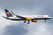 Icelandair Boeing 757-256 (TF-ISV) at  Keflavik, Iceland