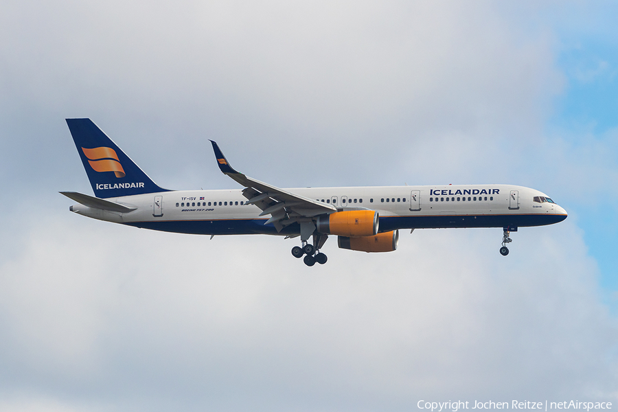 Icelandair Boeing 757-256 (TF-ISV) | Photo 473209