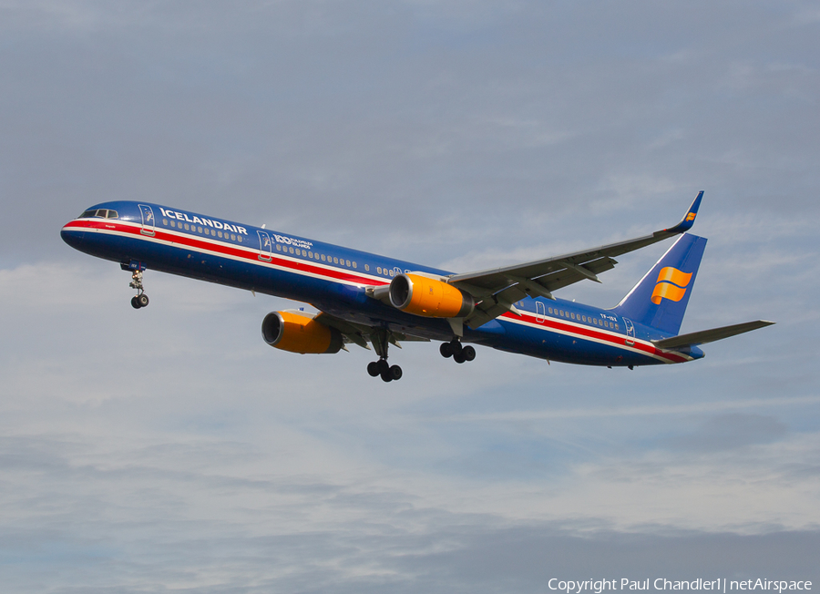 Icelandair Boeing 757-3E7 (TF-ISX) | Photo 528046
