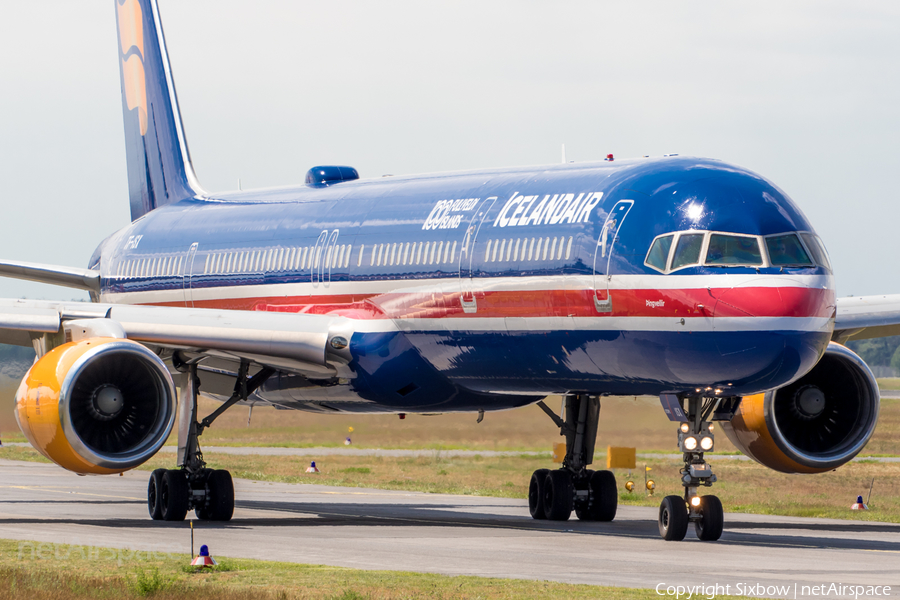 Icelandair Boeing 757-3E7 (TF-ISX) | Photo 324849