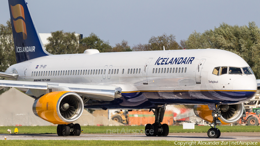 Icelandair Boeing 757-223 (TF-ISY) | Photo 125247