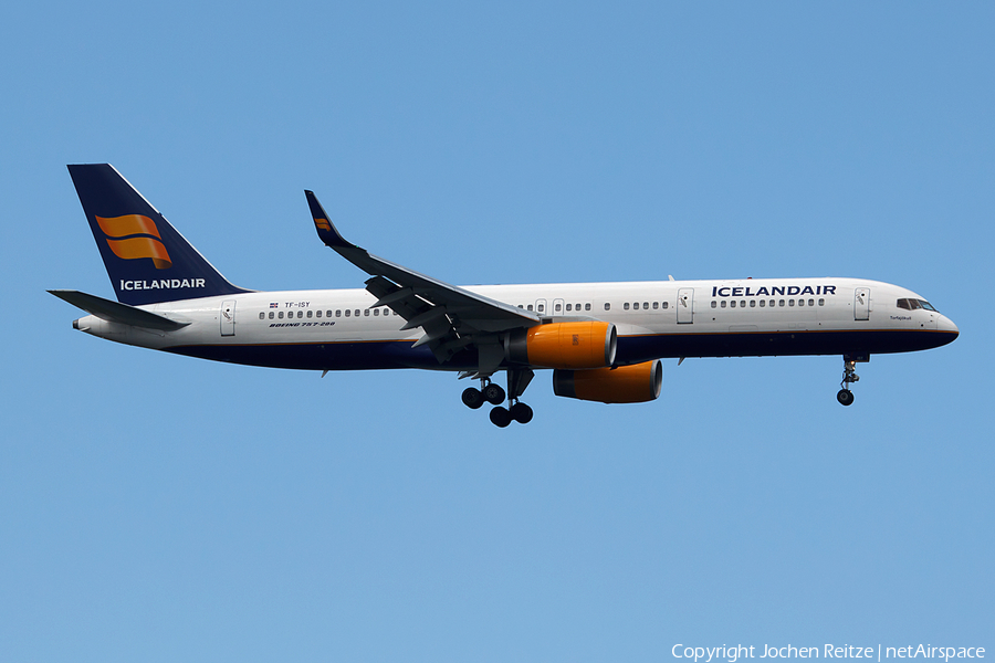 Icelandair Boeing 757-223 (TF-ISY) | Photo 125601