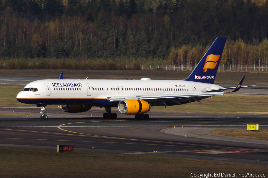 Icelandair Boeing 757-223 (TF-ISZ) | Photo 89797