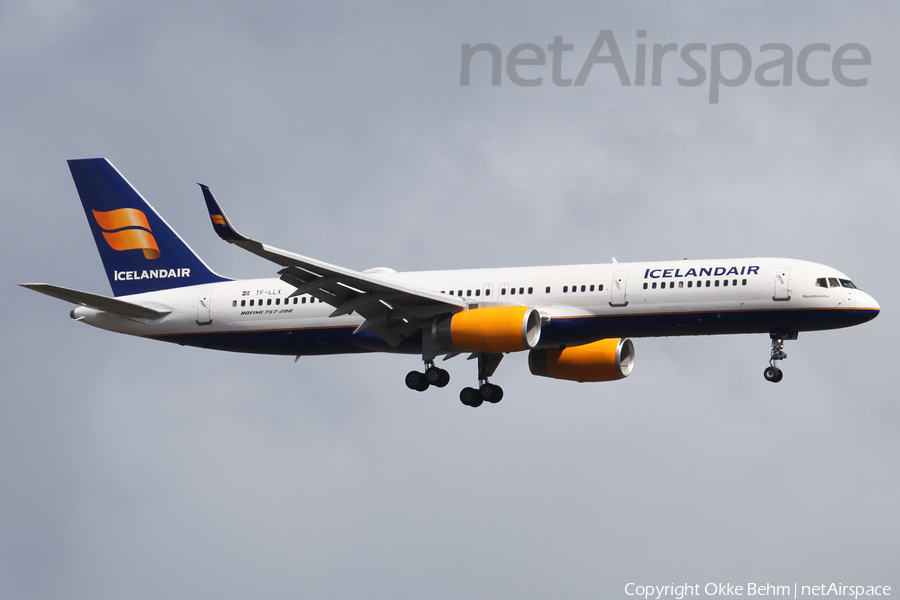 Icelandair Boeing 757-256 (TF-LLX) | Photo 207077