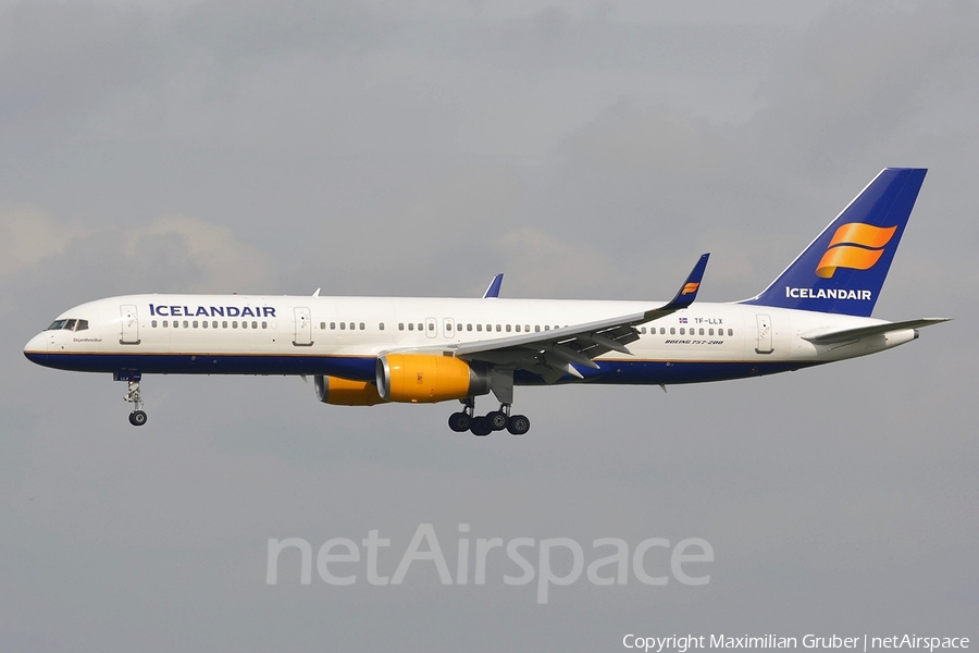 Icelandair Boeing 757-256 (TF-LLX) | Photo 112282