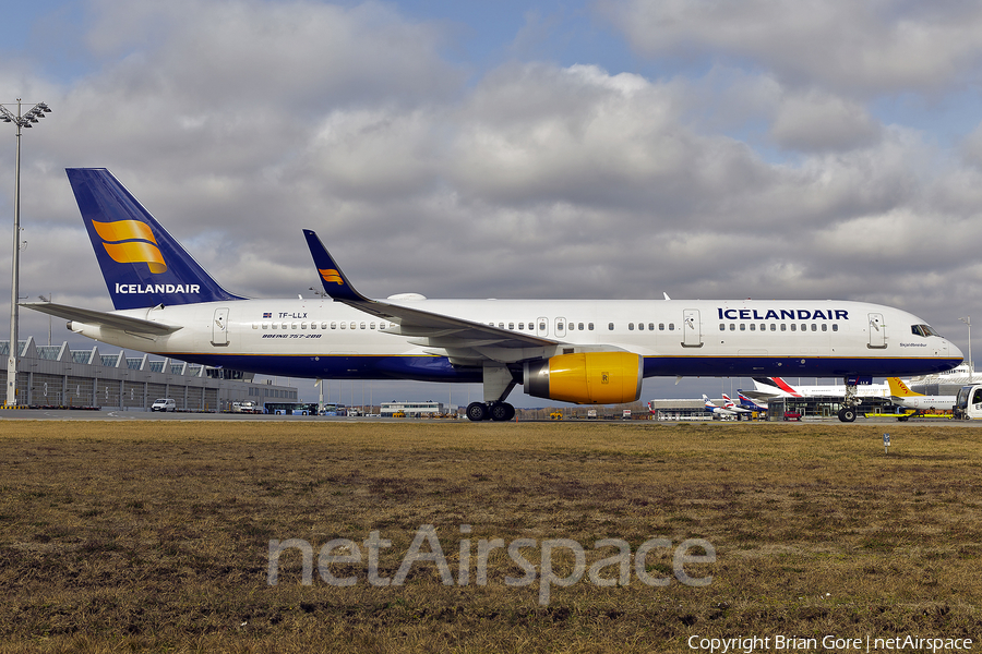 Icelandair Boeing 757-256 (TF-LLX) | Photo 48108