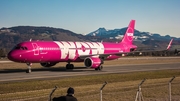WOW Air Airbus A321-211 (TF-MOM) at  Salzburg - W. A. Mozart, Austria