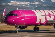 WOW Air Airbus A321-211 (TF-MOM) at  Salzburg - W. A. Mozart, Austria