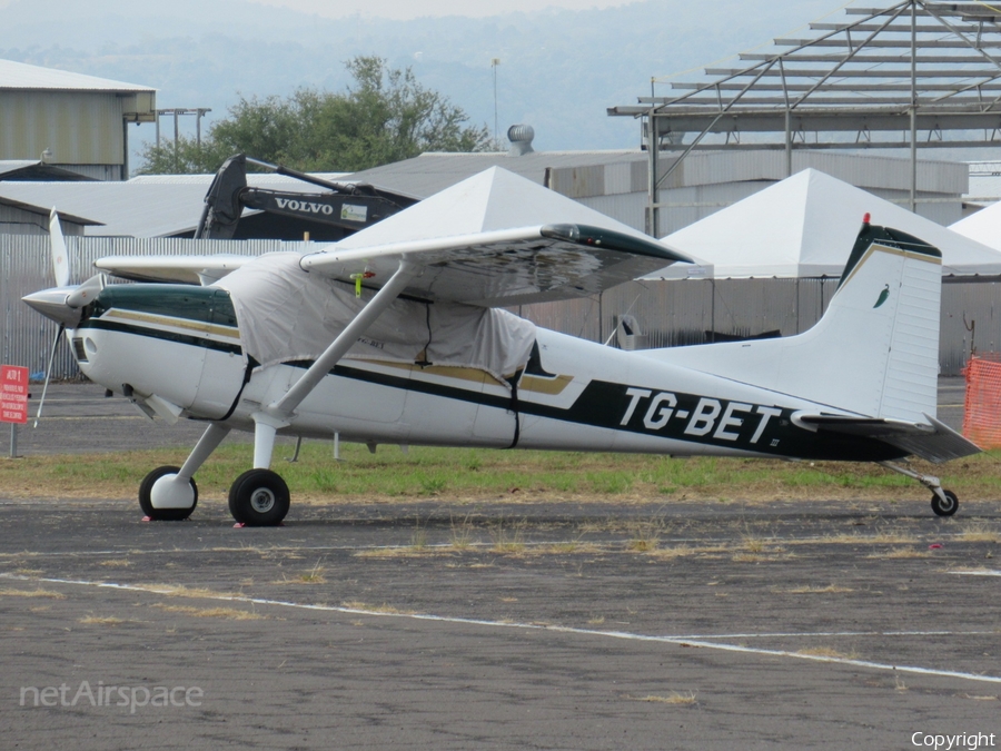 (Private) Cessna 185 Skywagon (TG-BET) | Photo 372104