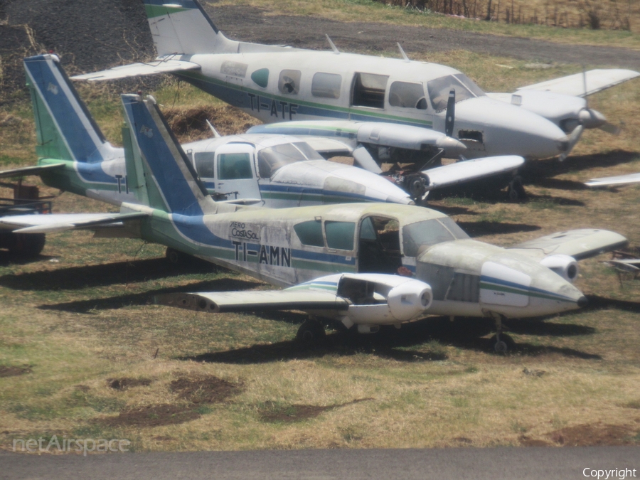 Aero Costa Sol Piper PA-23-250 Aztec F (TI-AMN) | Photo 377896