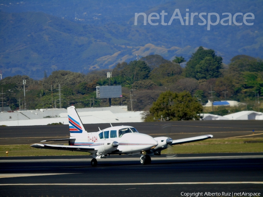 (Private) Piper PA-23-250 Aztec F (TI-AQH) | Photo 207400