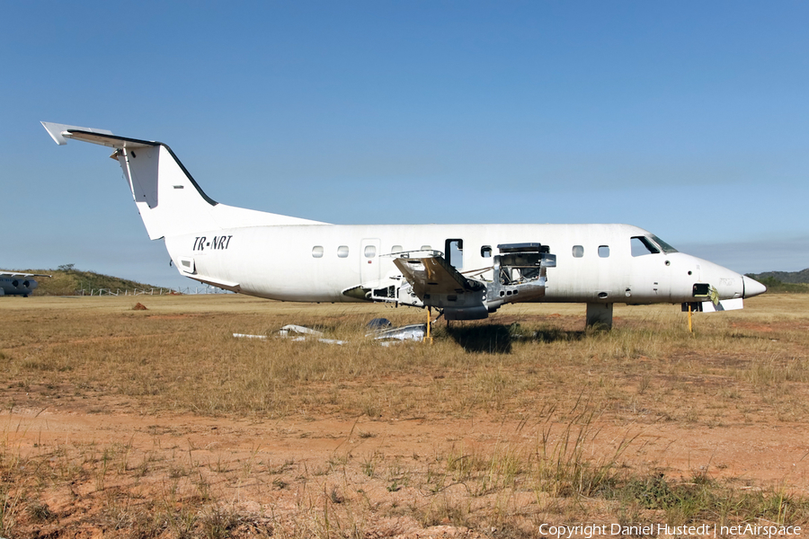 (Private) Embraer EMB-120RT Brasilia (TR-NRT) | Photo 518642