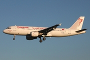 Tunisair Airbus A320-211 (TS-IMG) at  Hamburg - Fuhlsbuettel (Helmut Schmidt), Germany