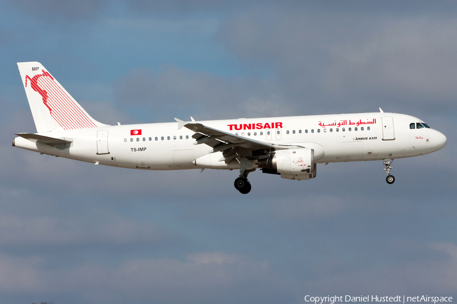 Tunisair Airbus A320-211 (TS-IMP) | Photo 495464